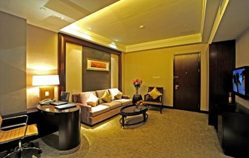 Juegangzhen Landison Hotel Nantong מראה חיצוני תמונה